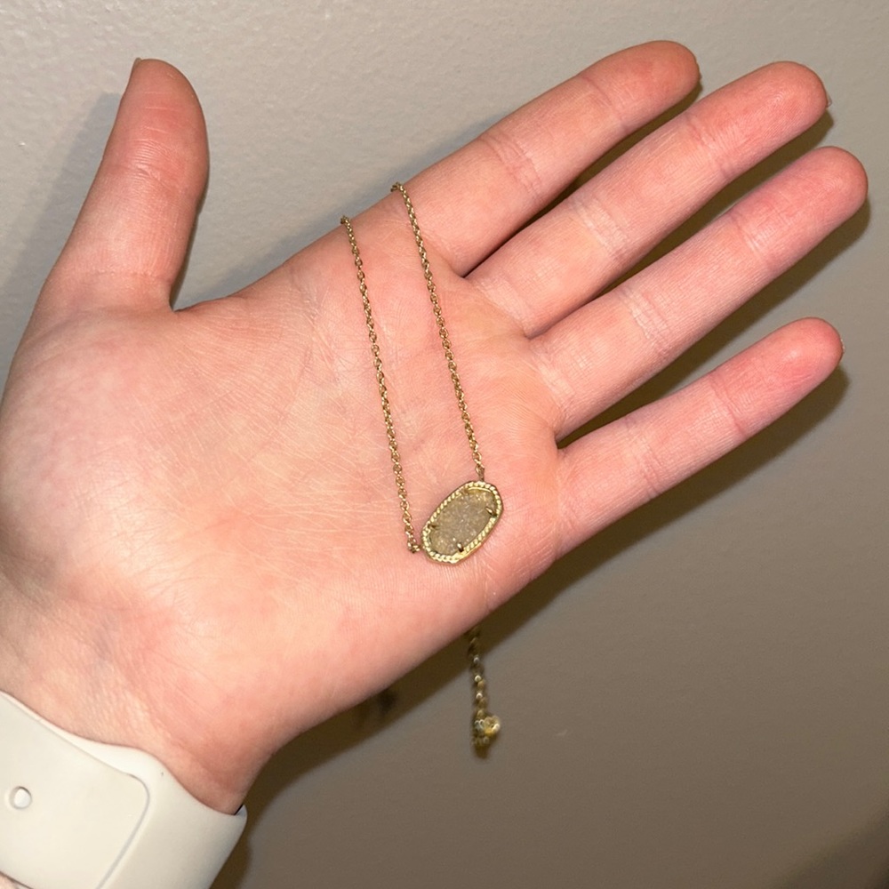 Kendra Scott Necklace